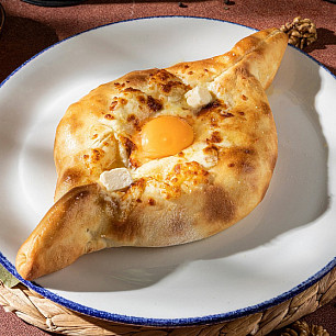 Хачапури по-аджарски